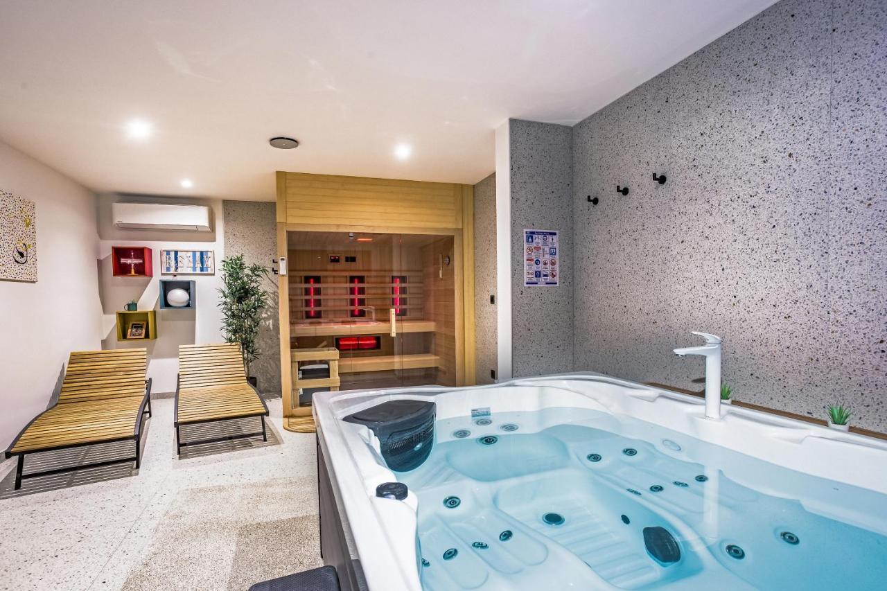Villa Dispet With Heated Pool, Jacuzzi, Sauna And Cinema Čelina Eksteriør bilde